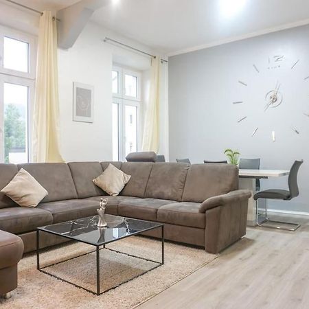 Apartment In Wuppertal - Charmante 3-Zimmer-Oase Mit Kamin Und Badewanne Εξωτερικό φωτογραφία