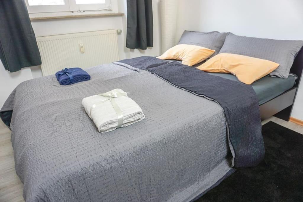 Apartment In Wuppertal - Charmante 3-Zimmer-Oase Mit Kamin Und Badewanne Εξωτερικό φωτογραφία
