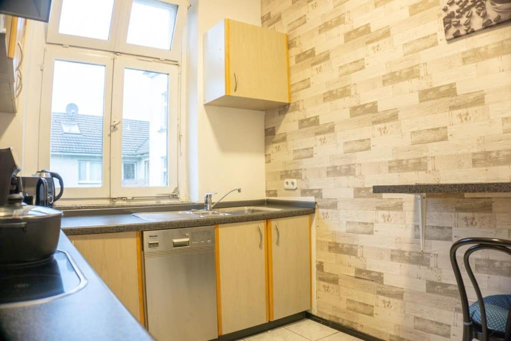 Apartment In Wuppertal - Charmante 3-Zimmer-Oase Mit Kamin Und Badewanne Εξωτερικό φωτογραφία