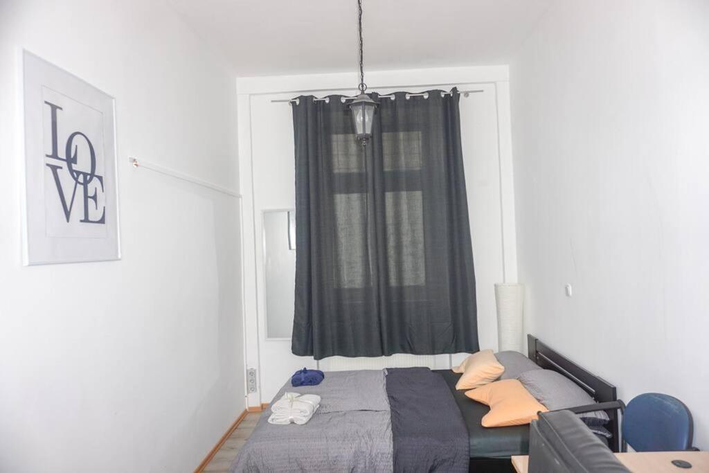 Apartment In Wuppertal - Charmante 3-Zimmer-Oase Mit Kamin Und Badewanne Εξωτερικό φωτογραφία