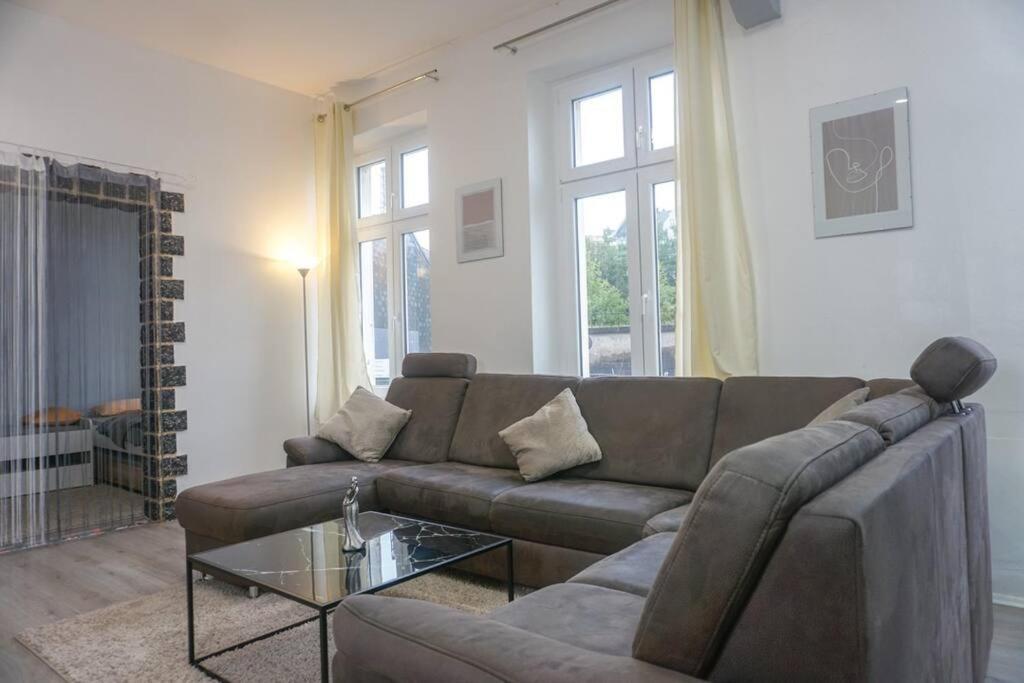 Apartment In Wuppertal - Charmante 3-Zimmer-Oase Mit Kamin Und Badewanne Εξωτερικό φωτογραφία