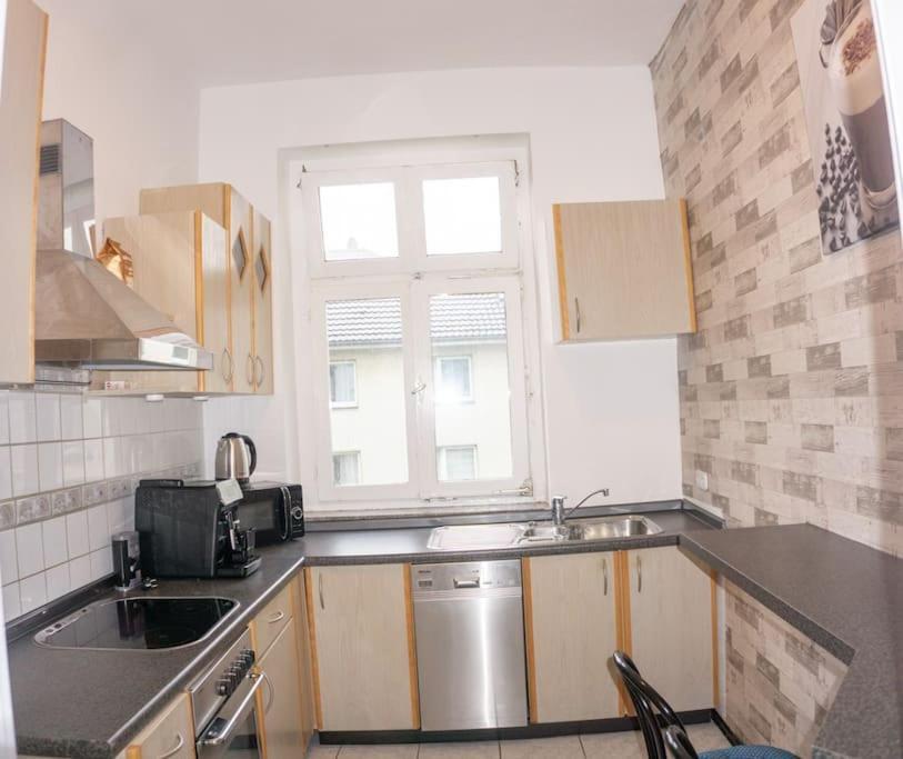 Apartment In Wuppertal - Charmante 3-Zimmer-Oase Mit Kamin Und Badewanne Εξωτερικό φωτογραφία
